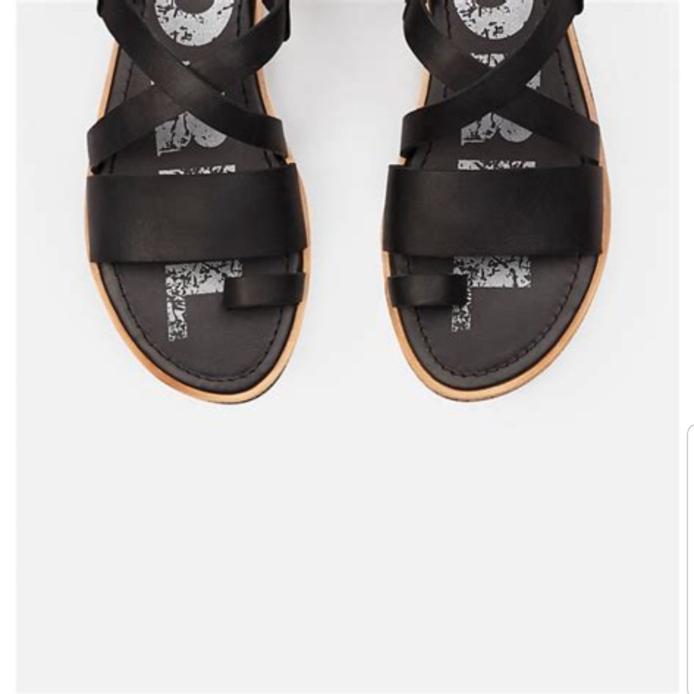 Sorel Ella Criss Cross 9.5